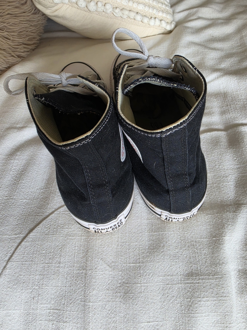 Converse Chuck Tsylor Sz 10 - Picture 4 of 10